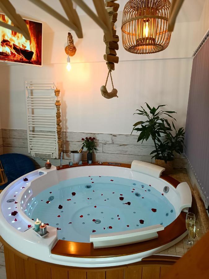 Le Marechal Duplex - Appartement Avec Jacuzzi - Caen Hyper Centre Luaran gambar